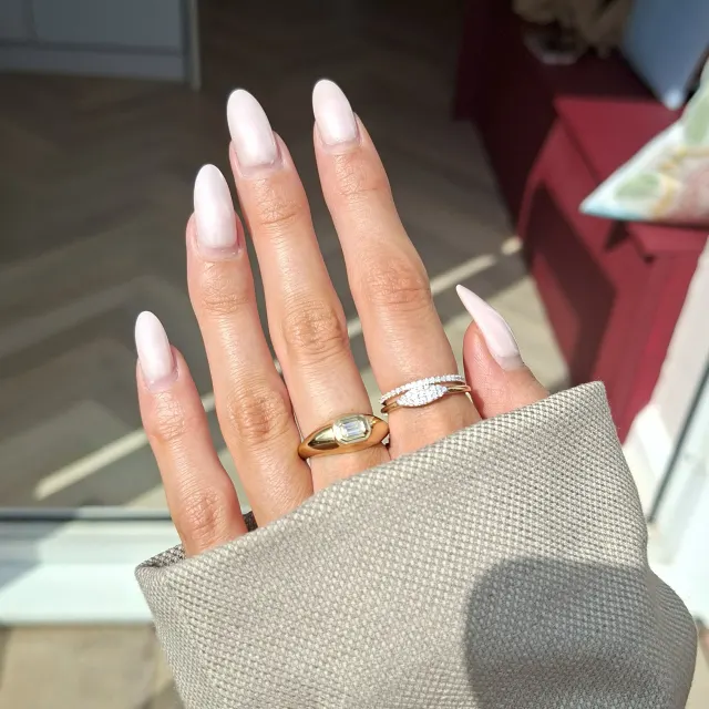 Verité Cluster Ring lifestyle